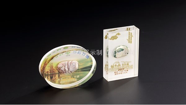 定制亞克力制品，應該怎樣找供應商呢？